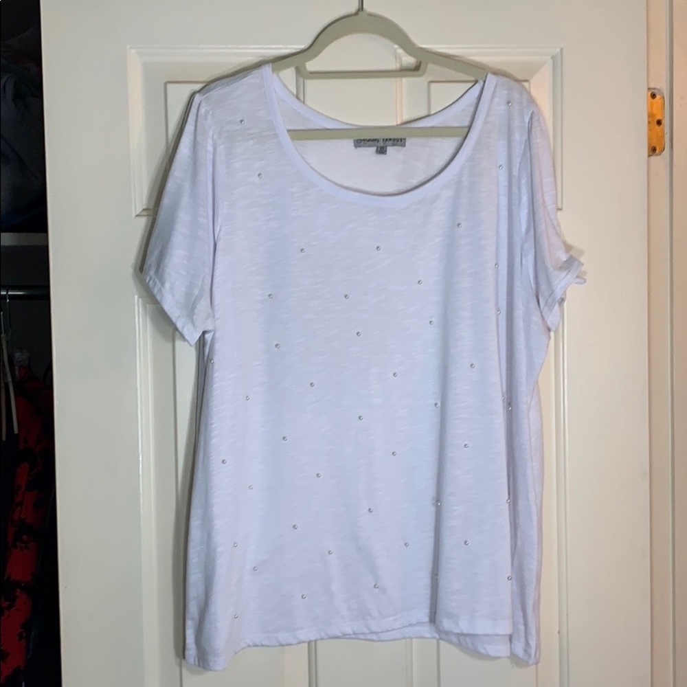 Pearl detail tee